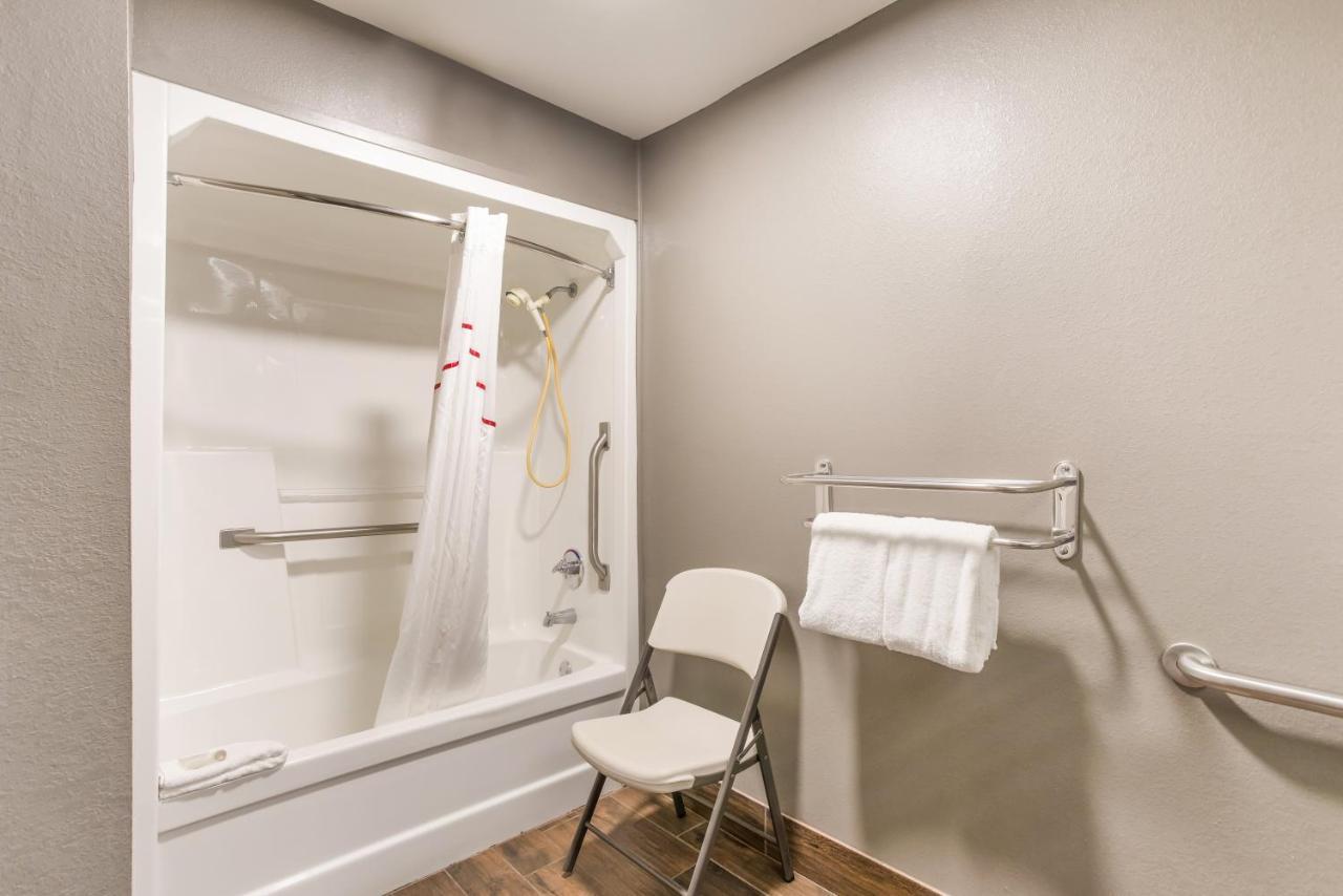 Red Roof Inn & Suites Athens, Al Extérieur photo