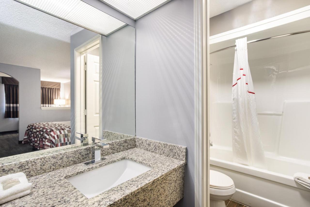 Red Roof Inn & Suites Athens, Al Extérieur photo