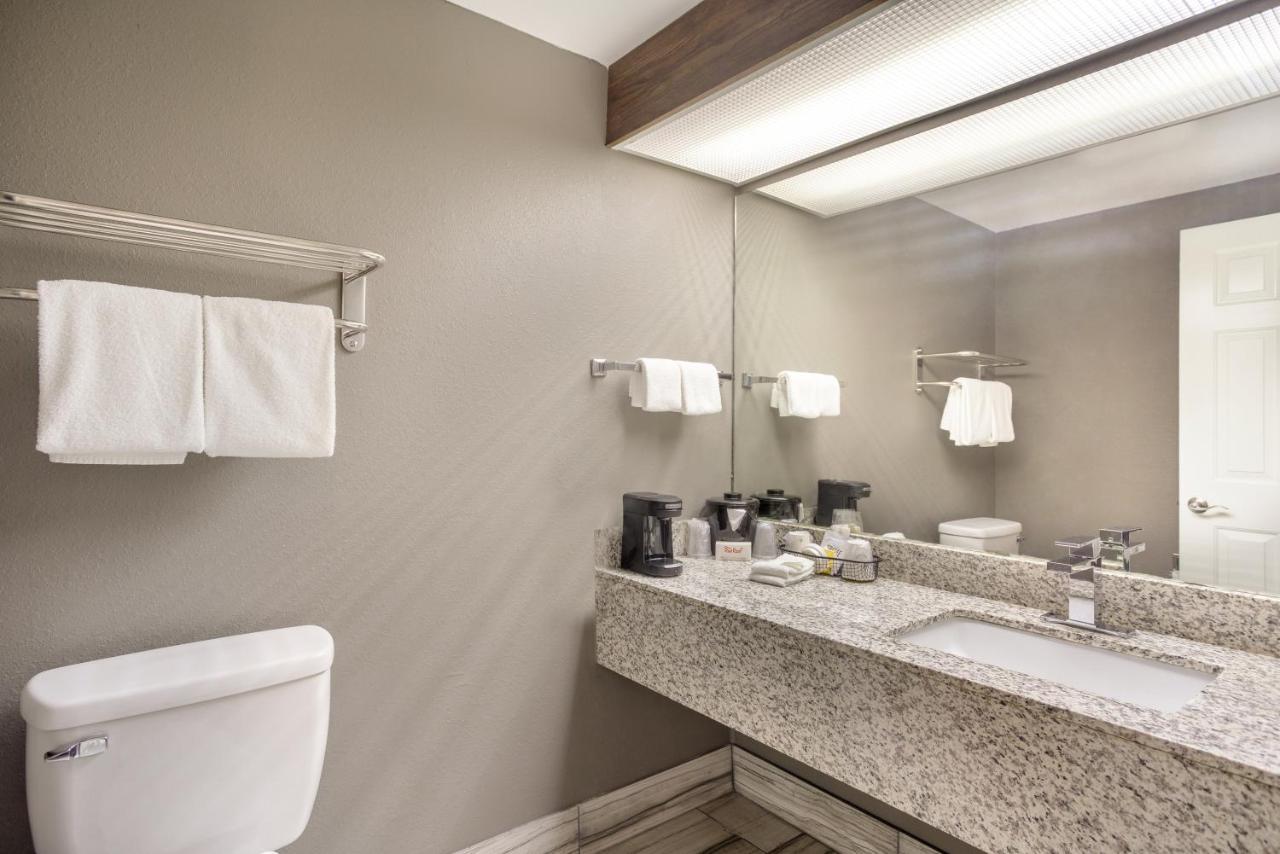 Red Roof Inn & Suites Athens, Al Extérieur photo